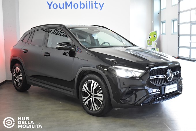 MERCEDES-BENZ GLA 200 d Automatic Progressive Advanced